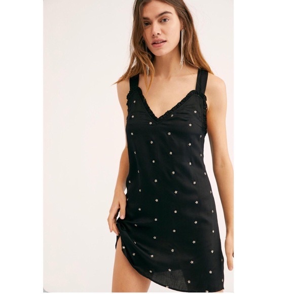 Free People Dresses & Skirts - Free People dreaming of you black slip dress